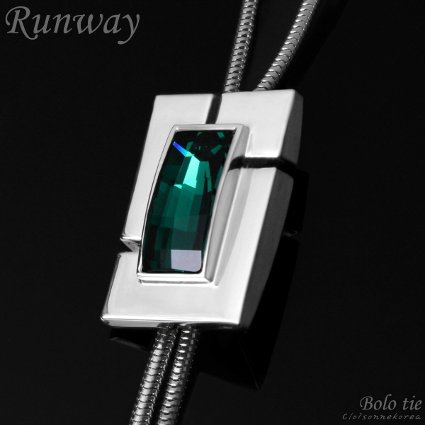 Bolo tie / Runway / Swarovski / Snake Chain / Metal tie